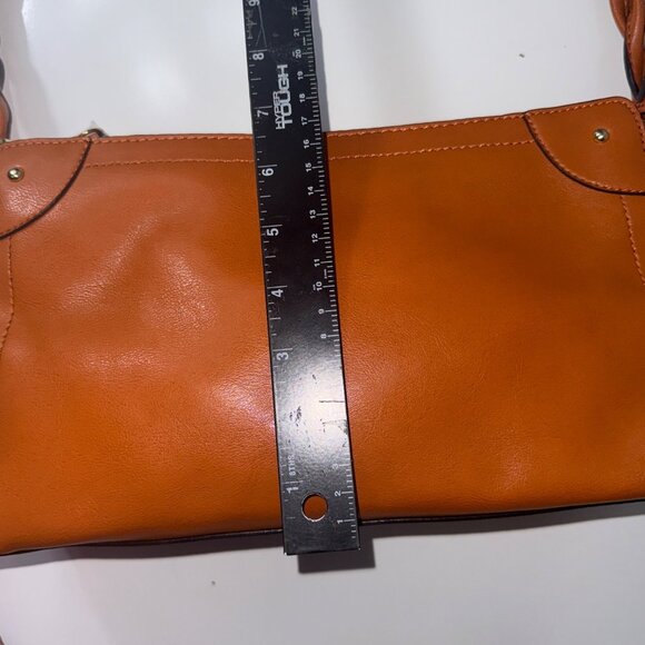 Relic Women’s Twist Handle Shoulder Bag Tan Faux Leather NWT - Picture 11 of 16